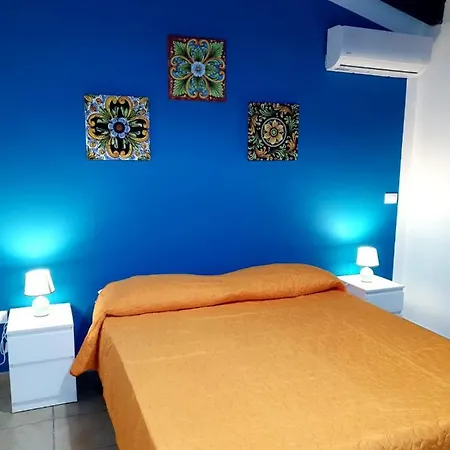 Vakantiehuis Casa L'antico Moderno Terrasini